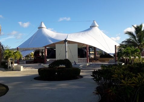 Tensostruttura per copertura teatro